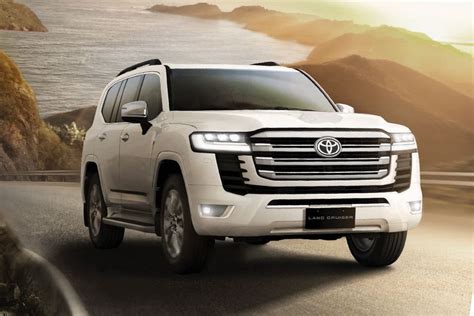 toyota land cruiser lc300  Sean Hanley, the VP – Sales and Marketing, of Toyota (Australia), had said that the company plans to fully electrify its Australian line-up, including the Land Cruiser and Prado off-road SUVs, by 2030, as per a CarsGuide report dated November 7, 2022